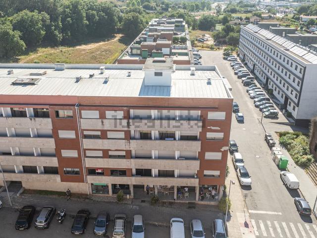 Apartamento, Ferreiros e Gondizalves
