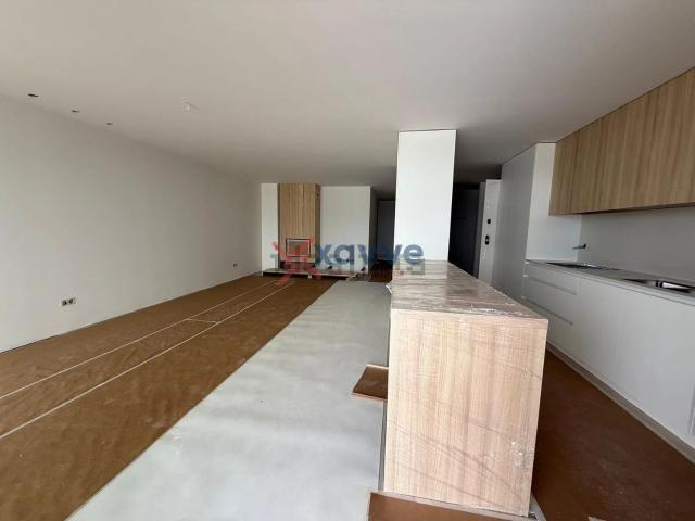 Apartamento, Ferreiros e Gondizalves