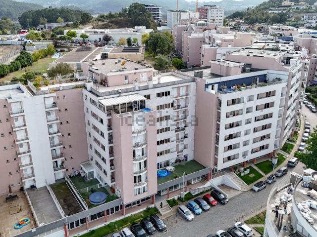 Apartamento, Ferreiros e Gondizalves