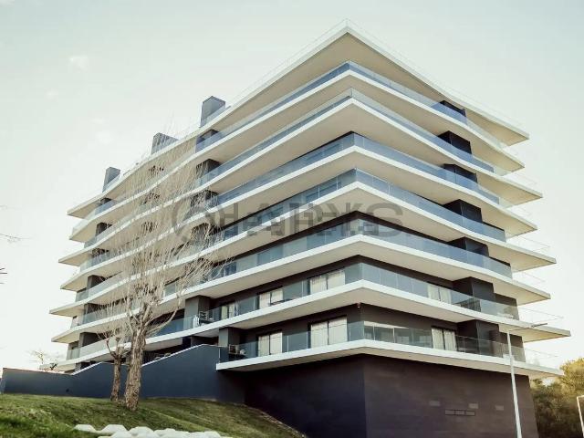 Apartamento, Ferreiros e Gondizalves