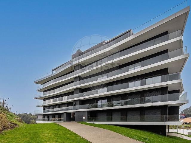 Apartamento, Ferreiros e Gondizalves