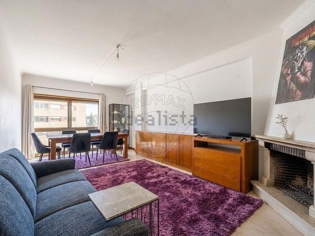 Apartamento, Ferreiros e Gondizalves