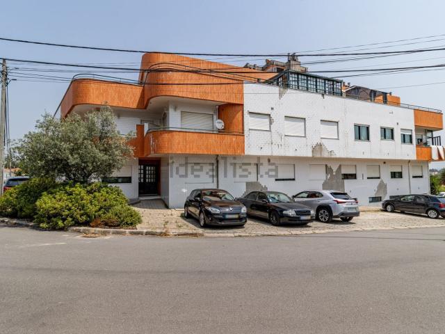 Apartamento, Fiães