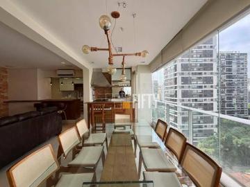 Apartamento finamente decorado de 105 m² com 2 Suítes para Locação e Venda na melhor localização do