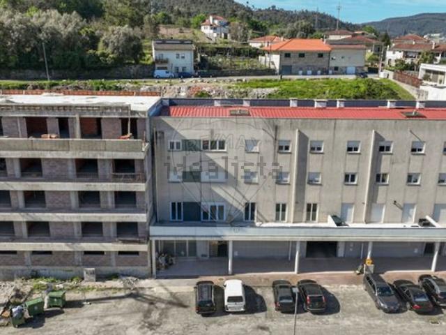 Apartamento, Fonte Arcada e Oliveira