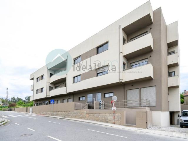 Apartamento, Foz do Sousa e Covelo