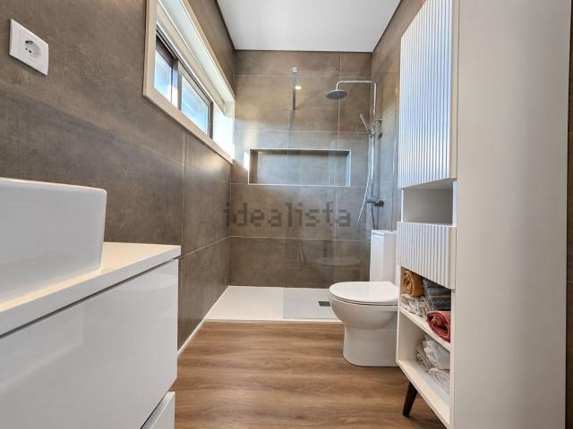 Apartamento, Foz do Sousa e Covelo