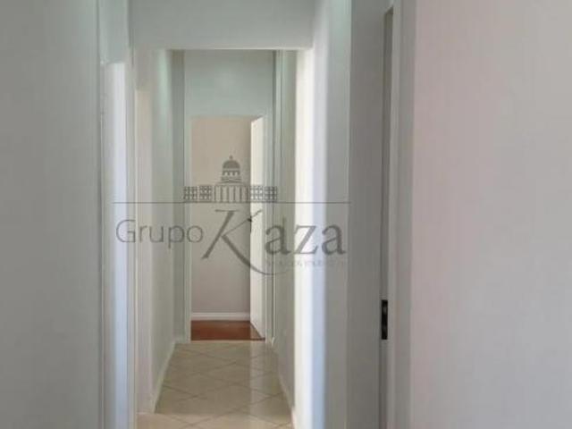 Apartamento Floradas de São José Residencial Pontal da Atlântida 4 Dormitórios 96m²