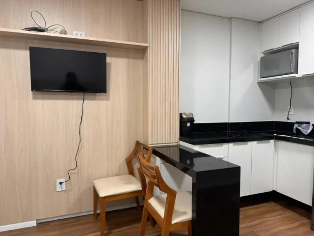 Apartamento / flat studio cuiabá, sendo novo, mobiliado, região goiabeiras e shop estação
