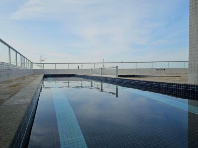 Apartamento frente ao mar a venda em Praia Grande