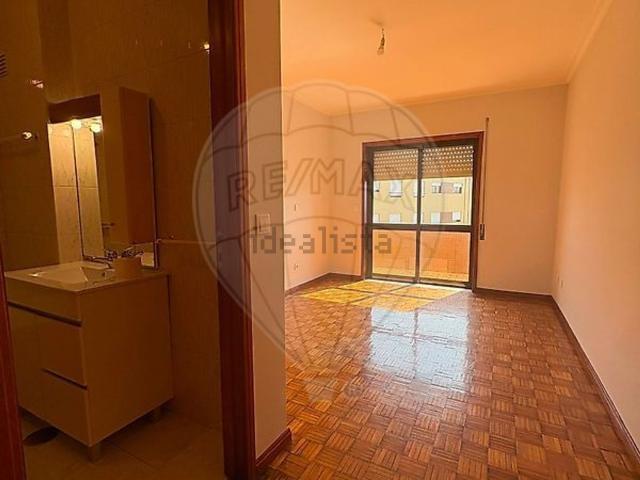 Apartamento, Gamil e Midões