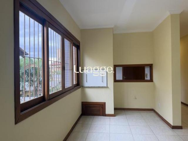 Apartamento Garden com 2 dormitórios, sendo 1 suíte, churrasqueira e lareira, 2