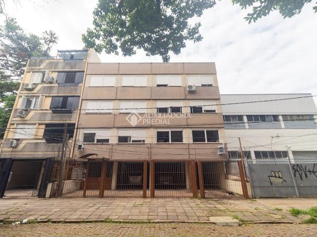 Apartamento Garden com 2 quartos e 74m² para alugar em Santana, Porto Alegre