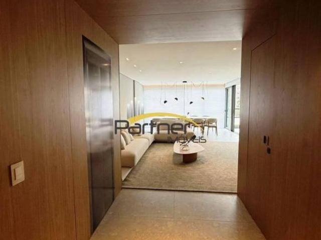 Apartamento Garden com 3 dormitórios à venda, 177 m² por R$ 3.216.000,00 Seminário Curitiba/PR