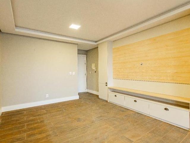 Apartamento garden com 3 Dormitórios + Dependência + Terraço/Pátio no bairro Petrópolis