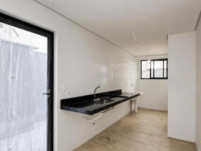 Apartamento Garden de Fundos com 2 Quartos, 1 Suíte e Área Externa Privativa no Vale do Ipê 132 m²