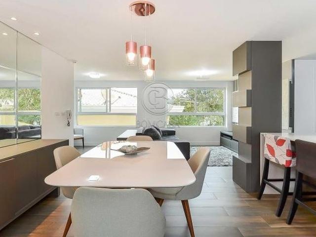 Apartamento garden no Água Verde, com móveis plane