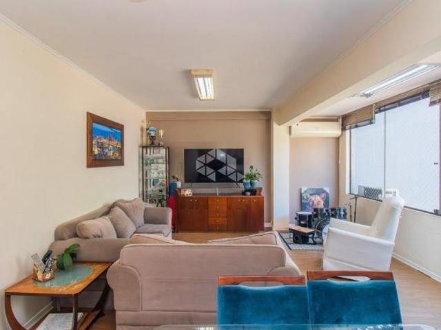 Apartamento garden na Av João Wallig, POA/RS