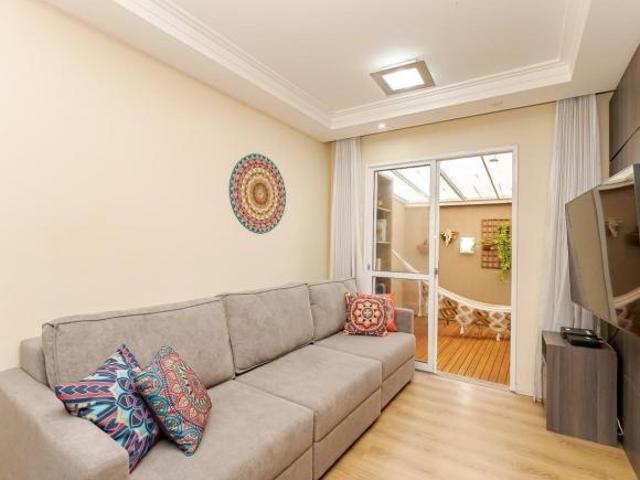 Apartamento Garden para Venda em Curitiba, Uberaba, 3 dormitórios, 1 suíte, 2 banheiros, 1 vaga