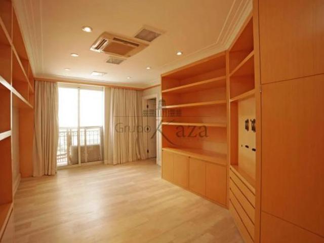 Apartamento Garden Paraíso 4 Suítes 532m²