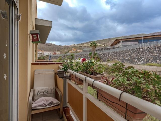 Apartamento grande con terraza privada de 75 m2 95m² Valle de San Lorenzo