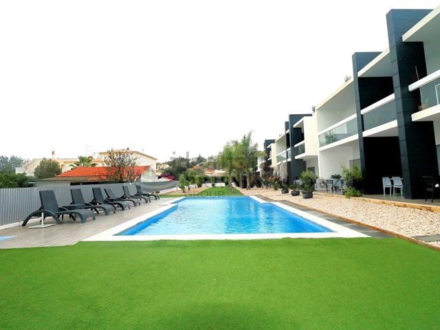 Apartamento, Guia
