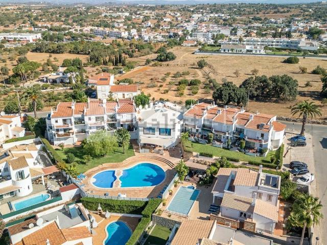 Apartamento, Guia