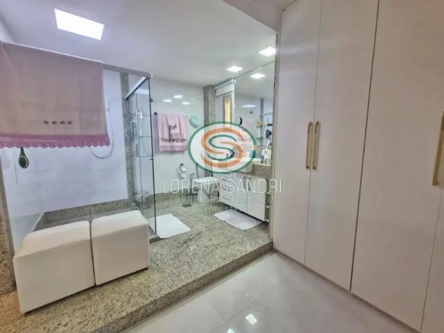 Apartamento impecável com vista mar na Praia da Areia Preta Guarapari