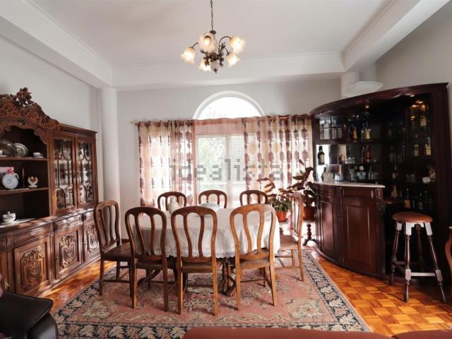 Apartamento, Insua