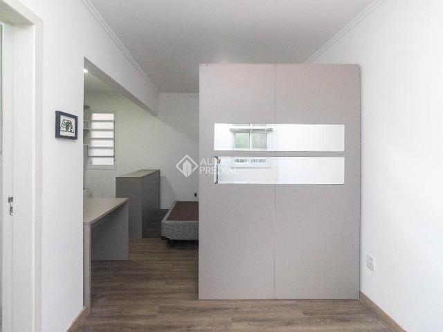 Apartamento JK com 1 quarto e 30m² para alugar em Centro Histórico, Porto Alegre