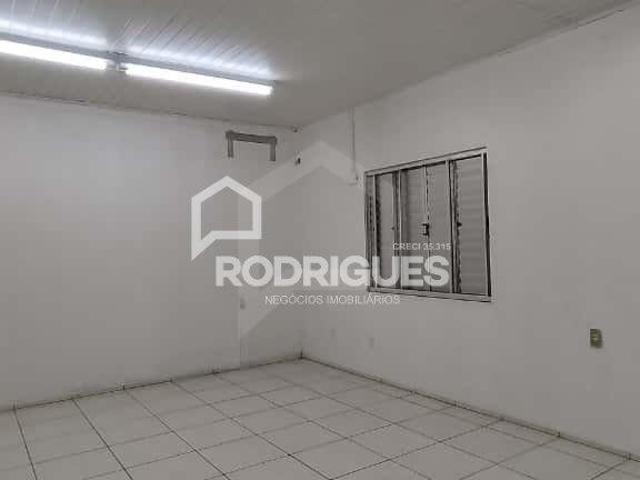 Apartamento JK / Kitinete, 70.00m² para locação por R$ 1.000,00 Santos Dumont São Leopoldo/RS