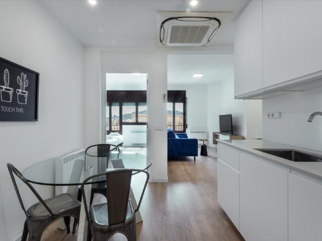 Apartamento junto a Plaça Catalunya
