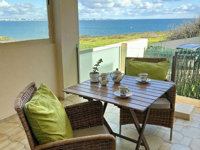 Apartamento junto à Praia D. Ana