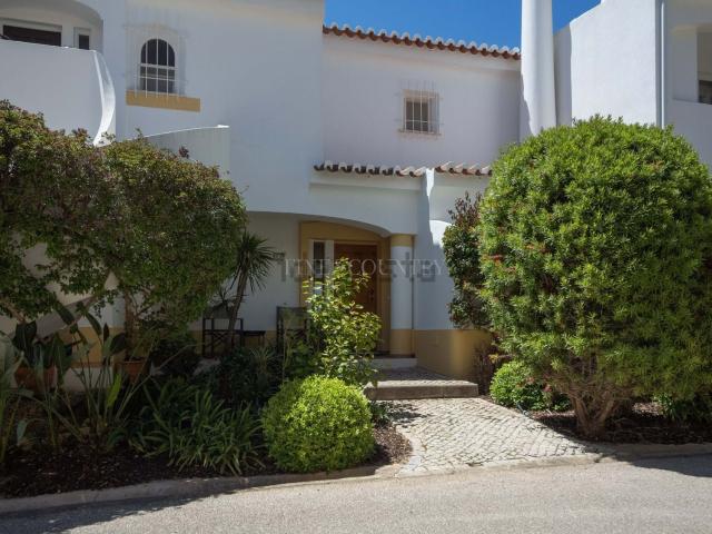 Apartamento, Lagoa e Carvoeiro