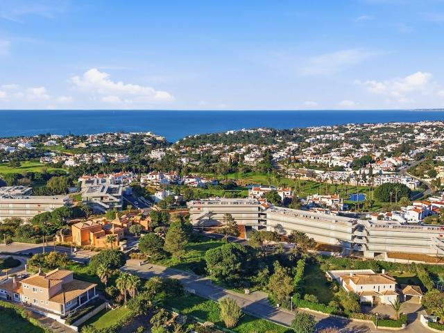 Apartamento, Lagoa e Carvoeiro