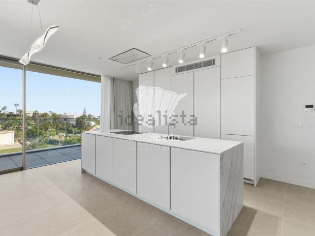 Apartamento, Lagoa e Carvoeiro