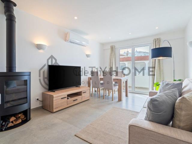 Apartamento, Lagoa e Carvoeiro