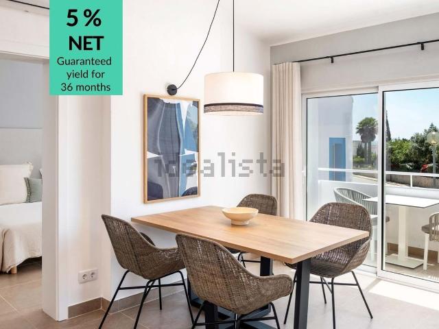 Apartamento, Lagoa e Carvoeiro
