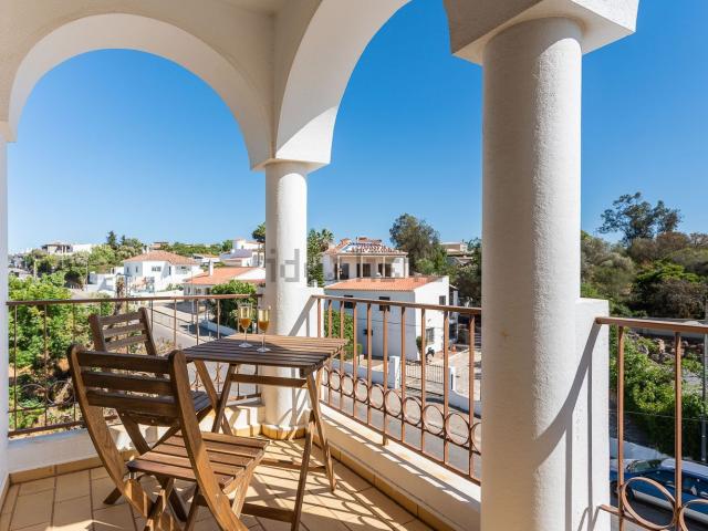 Apartamento, Lagoa e Carvoeiro