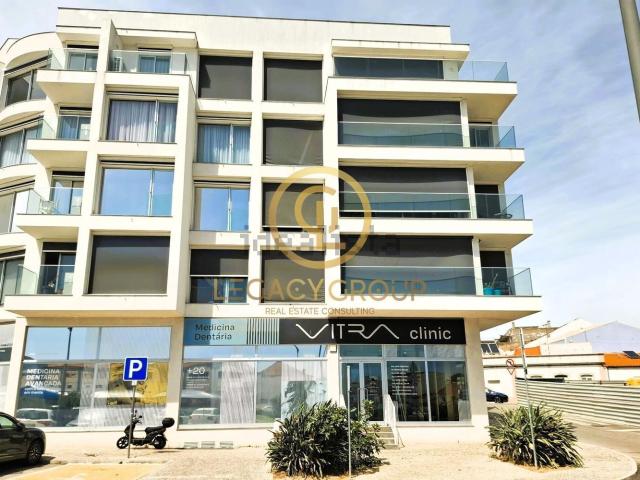 Apartamento, Lagoa e Carvoeiro