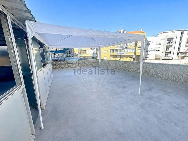 Apartamento, Laranjeiro e Feijó