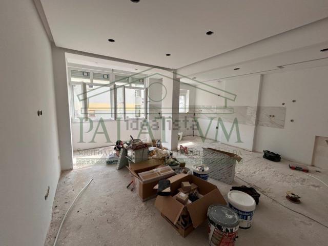 Apartamento, Laranjeiro e Feijó
