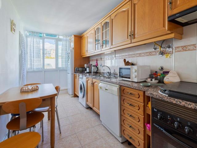 Apartamento, Laranjeiro e Feijó