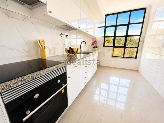 Apartamento, Laranjeiro e Feijó