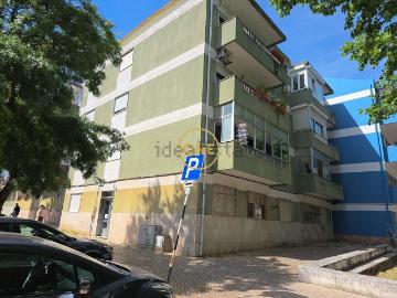 Apartamento, Laranjeiro e Feijó