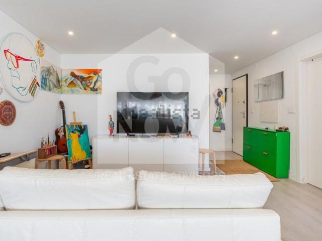Apartamento, Laranjeiro e Feijó