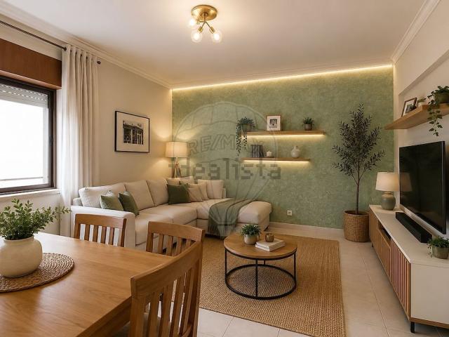 Apartamento, Laranjeiro e Feijó