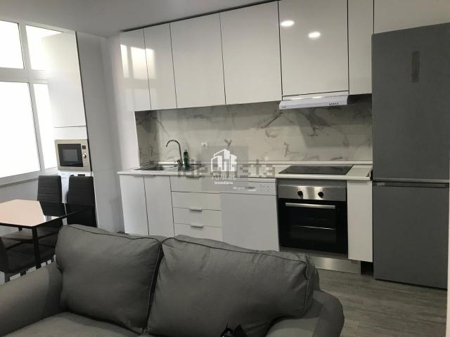 Apartamento, Laranjeiro e Feijó