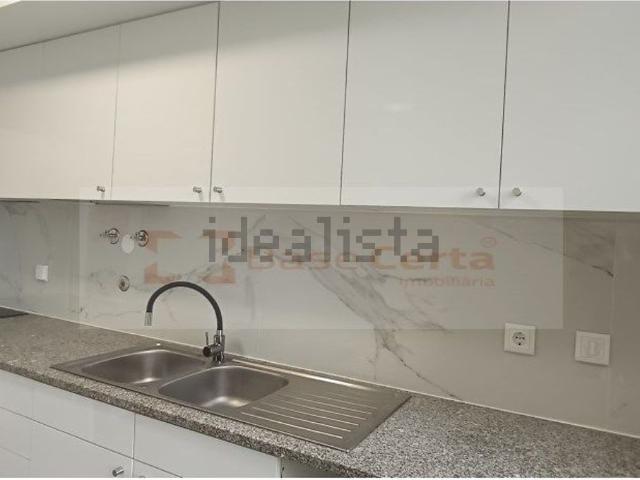 Apartamento, Laranjeiro e Feijó