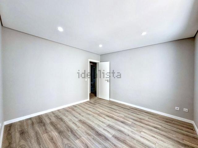 Apartamento, Laranjeiro e Feijó